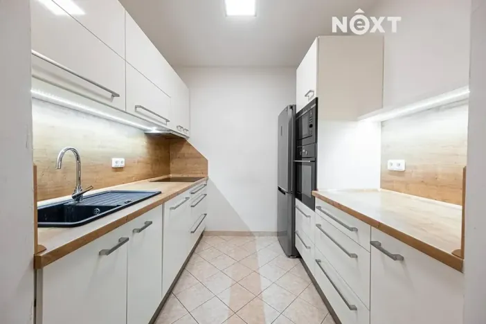 Pronájem bytu 3+kk, Pardubice, Na Labišti, 61 m2