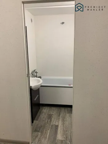 Pronájem bytu 2+kk, Litvínov - Horní Litvínov, B. Němcové, 52 m2
