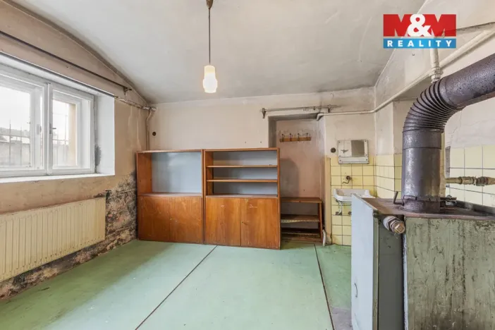 Prodej rodinného domu, Líšťany, Zlatá Ulička, 272 m2