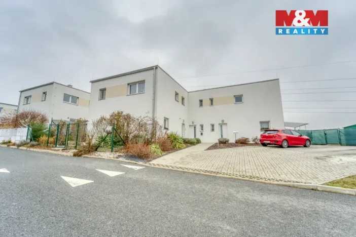 Prodej rodinného domu, Králův Dvůr - Křižatky, Na Vinohradech, 94 m2