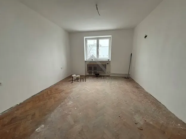 Prodej bytu 3+1, Třeboň, Seifertova, 69 m2