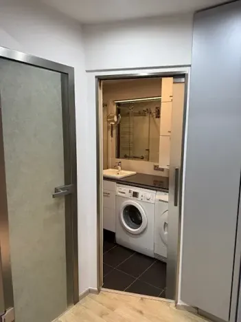 Pronájem bytu 3+kk, Praha - Žižkov, Žerotínova, 60 m2