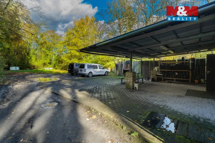 Prodej činžovního domu, Plužná, 700 m2