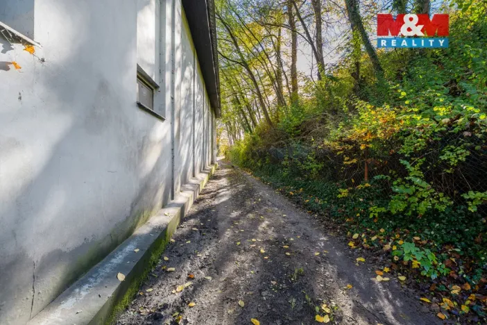 Prodej činžovního domu, Plužná, 700 m2