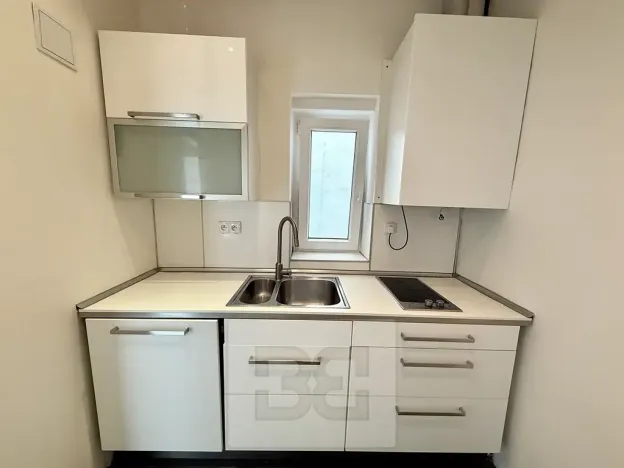 Pronájem bytu 2+1, Praha - Holešovice, Jateční, 54 m2