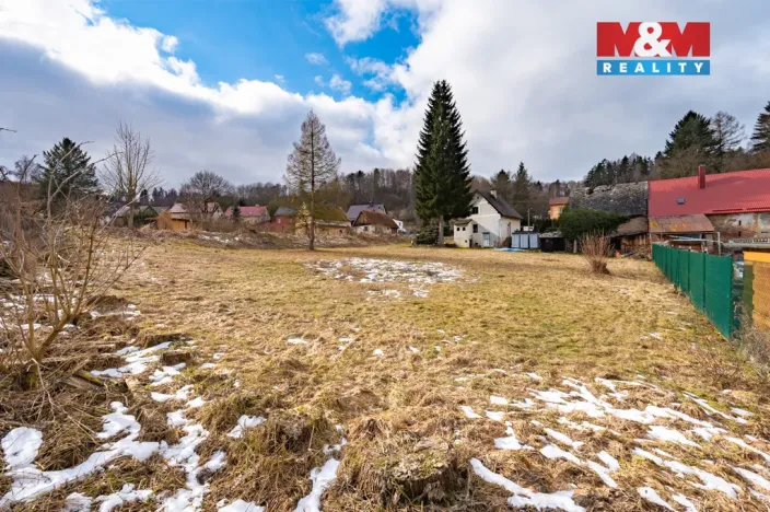 Prodej pozemku pro bydlení, Chodová Planá - Michalovy Hory, 1740 m2