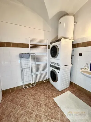 Prodej vícegeneračního domu, Broumov, Generála Svobody, 350 m2