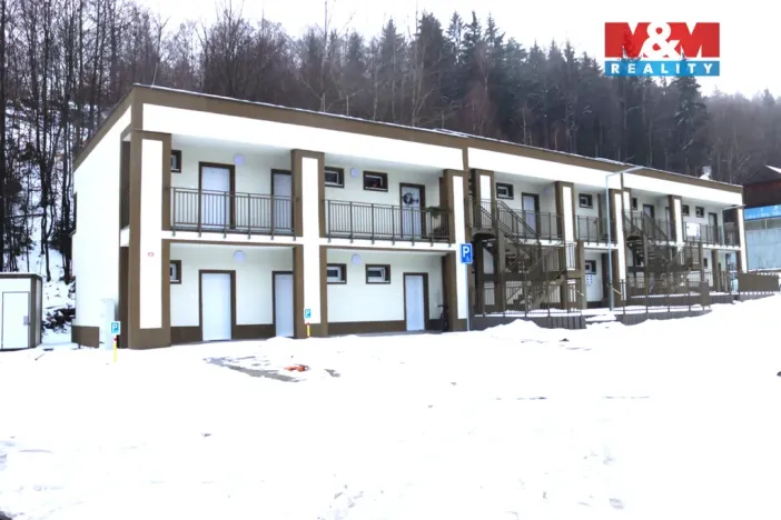 Pronájem bytu 1+kk, Ostrov - Horní Žďár, 28 m2