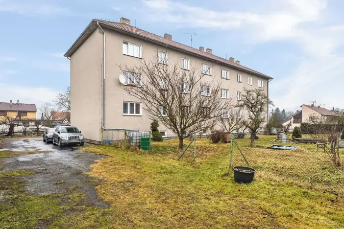 Prodej bytu 3+1, Bystřice, U Stadionu, 58 m2