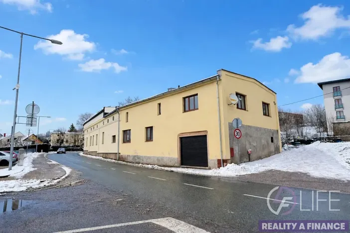 Pronájem bytu 1+1, Vrchlabí, Jihoslovanská, 48 m2