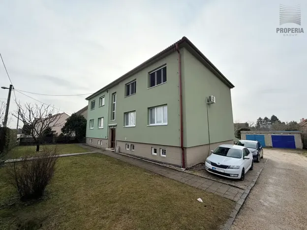 Pronájem bytu 2+1, Hrušovany u Brna, Komenského, 51 m2