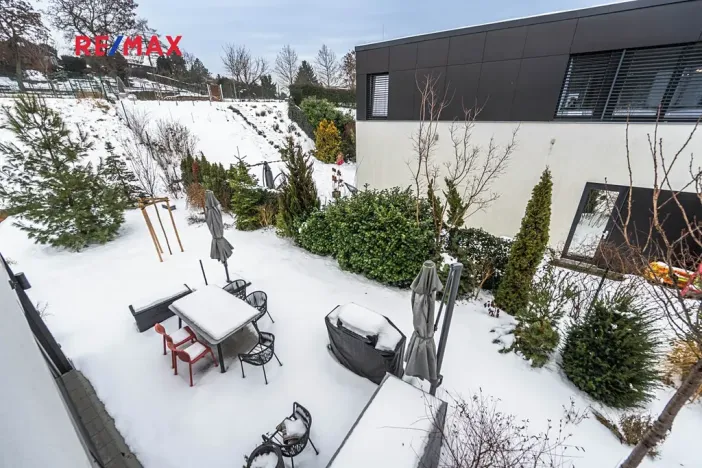 Pronájem vily, Praha - Lysolaje, 150 m2