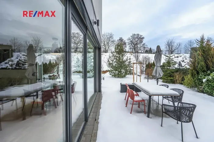 Pronájem vily, Praha - Lysolaje, 150 m2