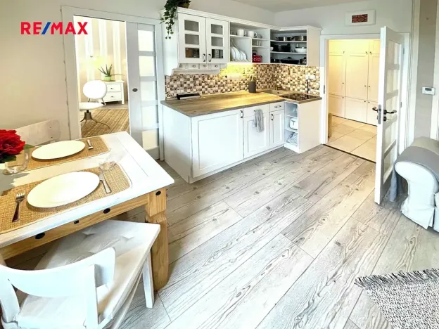 Pronájem bytu 2+kk, Praha - Nusle, U družstva Ideál, 32 m2