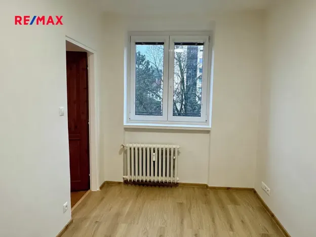 Pronájem bytu 2+1, Praha - Vokovice, Na dlouhém lánu, 42 m2