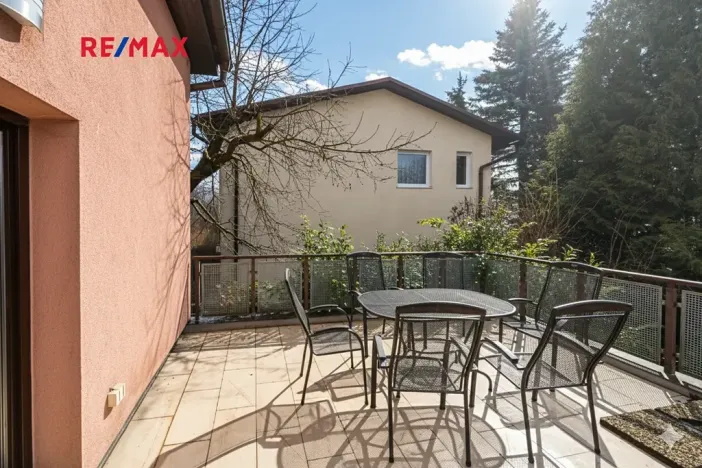 Pronájem rodinného domu, Mirošovice, Senohrabská, 150 m2