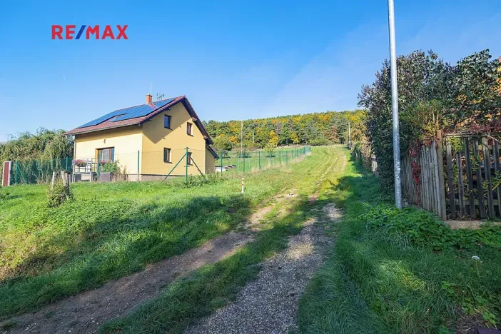 Prodej pozemku pro bydlení, Lážovice, 4000 m2