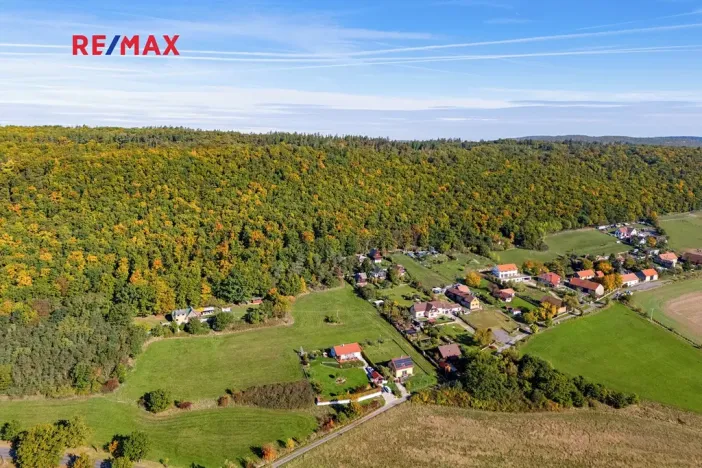 Prodej pozemku pro bydlení, Lážovice, 4000 m2