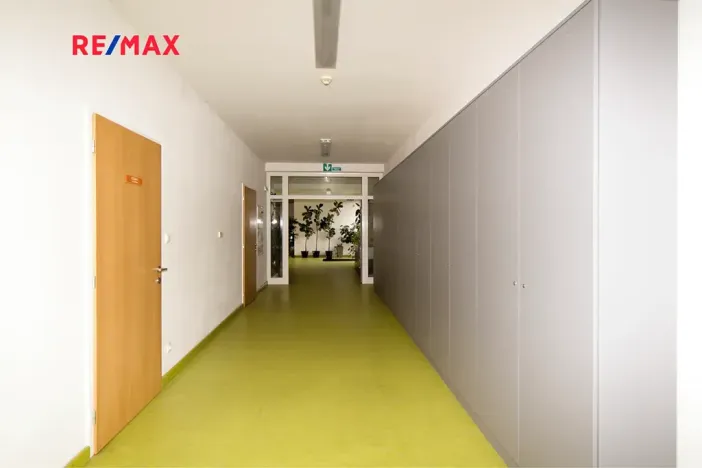 Pronájem kanceláře, Ústí nad Labem, náměstí Prokopa Velikého, 48 m2