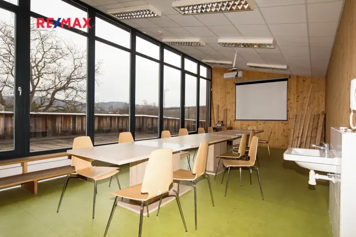 Pronájem kanceláře, Ústí nad Labem, náměstí Prokopa Velikého, 48 m2