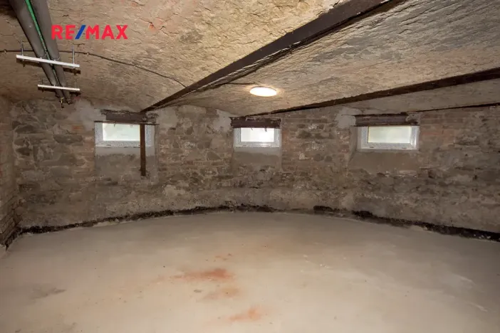 Prodej činžovního domu, Ústí nad Labem, náměstí Prokopa Velikého, 576 m2