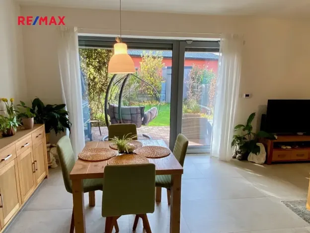 Pronájem rodinného domu, Mukařov, Na Kopci, 103 m2