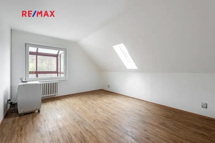 Prodej vily, Měchenice, Hlavní, 330 m2