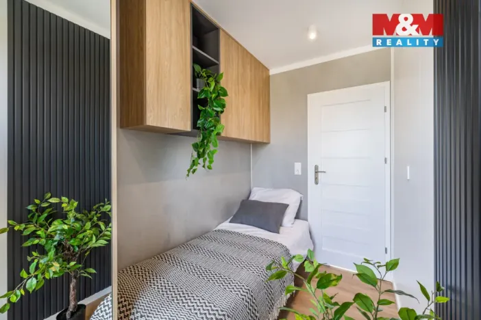 Prodej domu na klíč, Dvůr Králové nad Labem, náměstí T. G. Masaryka, 57 m2