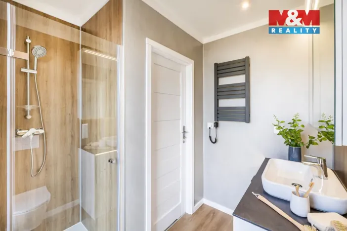 Prodej domu na klíč, Dvůr Králové nad Labem, náměstí T. G. Masaryka, 57 m2