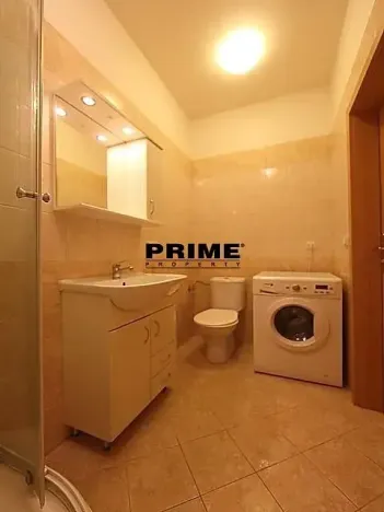 Pronájem bytu 2+kk, Praha - Vinohrady, Na Kozačce, 42 m2
