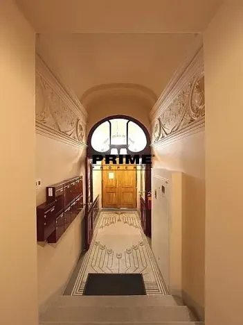 Pronájem bytu 2+kk, Praha - Vinohrady, Na Kozačce, 42 m2