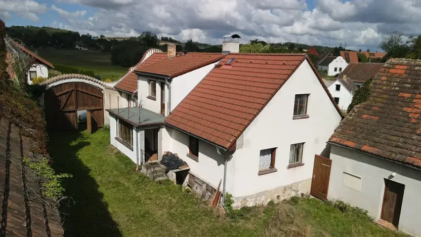 Prodej zemědělské usedlosti, Drhovle, 963 m2