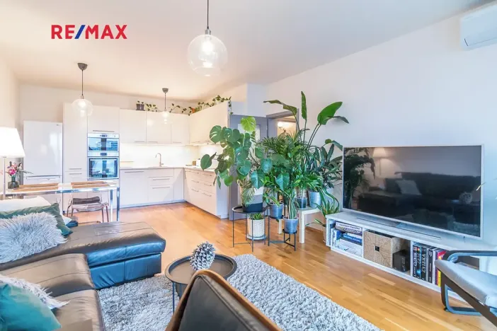 Prodej bytu 3+kk, Praha - Karlín, Breitfeldova, 90 m2