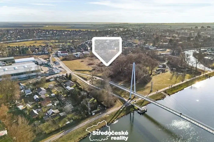 Prodej komerčního pozemku, Čelákovice, 1686 m2