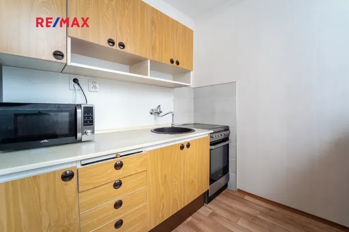 Prodej bytu 1+1, Kolín, Na Magistrále, 24 m2