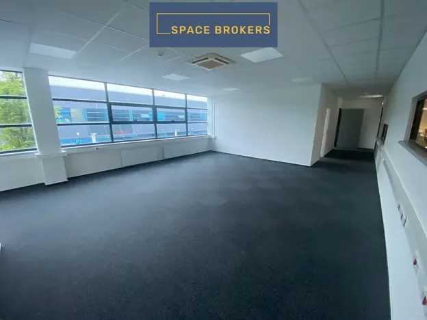 Pronájem skladu, Brno, 1350 m2