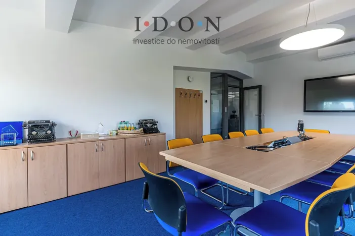 Pronájem kanceláře, Frýdek-Místek, Riegrova, 212 m2