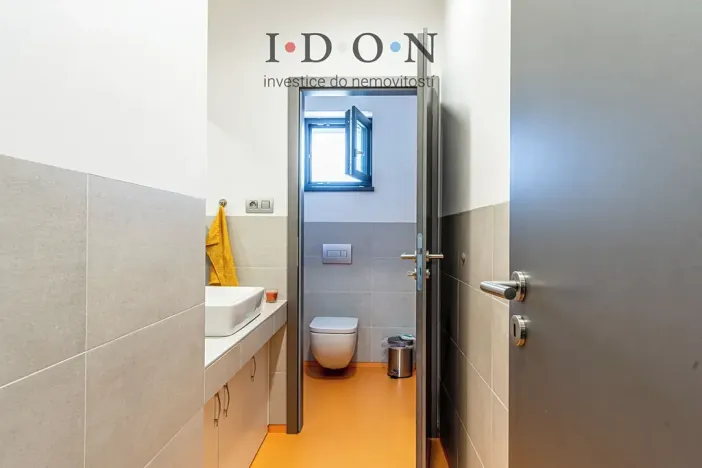 Pronájem kanceláře, Frýdek-Místek, Riegrova, 212 m2