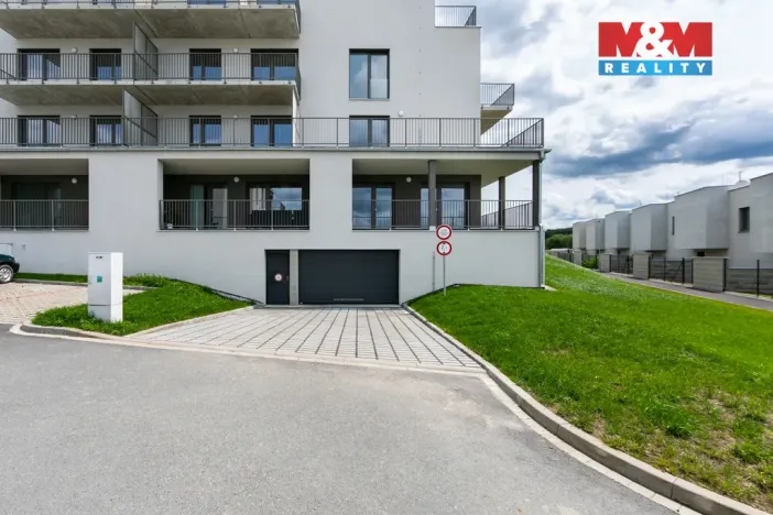 Pronájem bytu 2+kk, Plzeň, Safírová, 66 m2