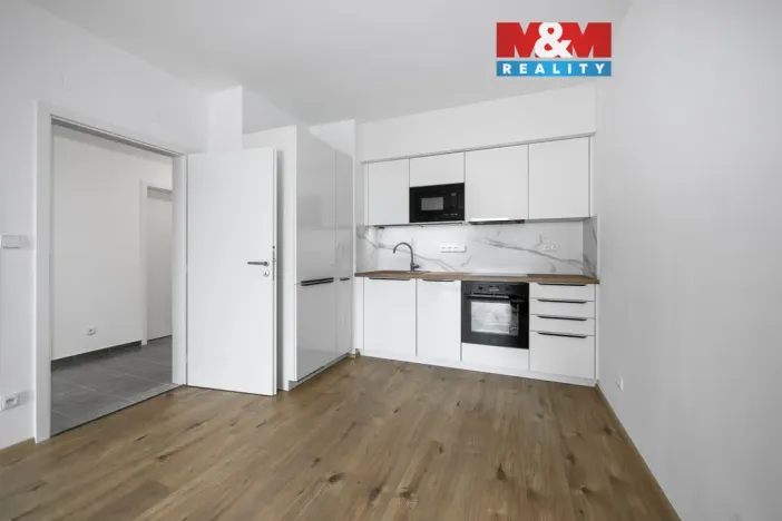 Pronájem bytu 2+kk, Plzeň, Safírová, 66 m2