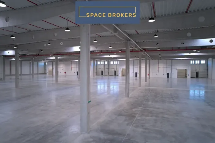 Pronájem skladu, Mikulov, 1000 m2