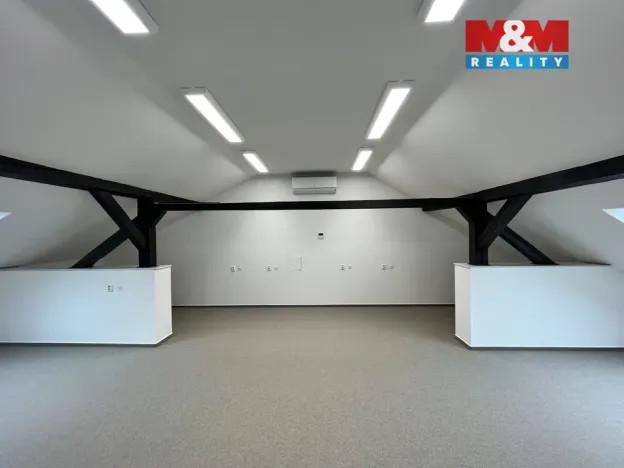 Pronájem kanceláře, Ostrava - Moravská Ostrava, Nemocniční, 277 m2