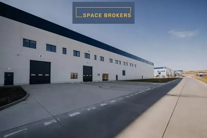 Pronájem skladu, Zaječí, 5617 m2