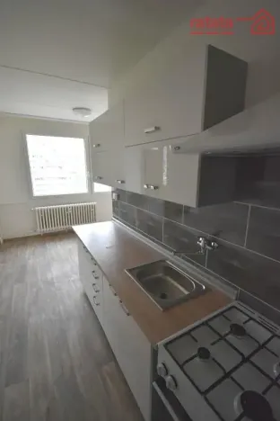 Pronájem bytu 2+1, Chomutov, Březenecká, 64 m2