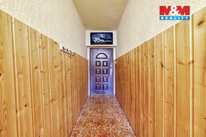 Prodej bytu 2+1, Planá - Svahy, 67 m2