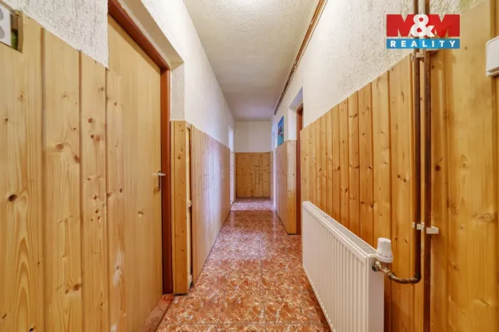 Prodej bytu 2+1, Planá - Svahy, 67 m2