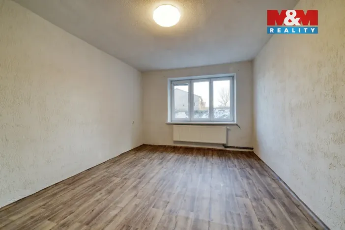 Prodej bytu 2+1, Planá - Svahy, 67 m2