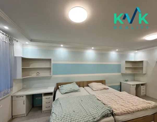 Pronájem bytu 3+1, Ostrov, Jungmannova, 74 m2