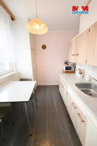 Prodej bytu 3+1, Vsetín, Luh, 59 m2