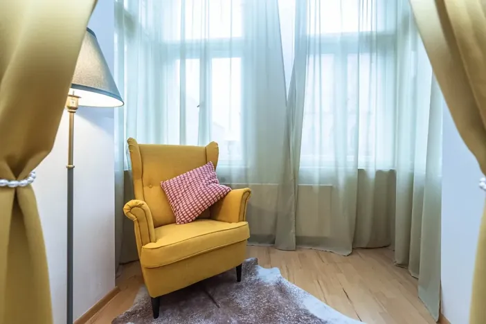 Pronájem bytu 2+kk, Praha, Tyršova, 56 m2